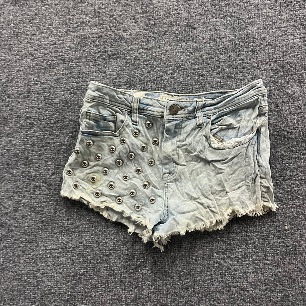 Sneak Peek Shorts Womens Size M Light Wash Studded Rayon Blend Frayed Hem Fair